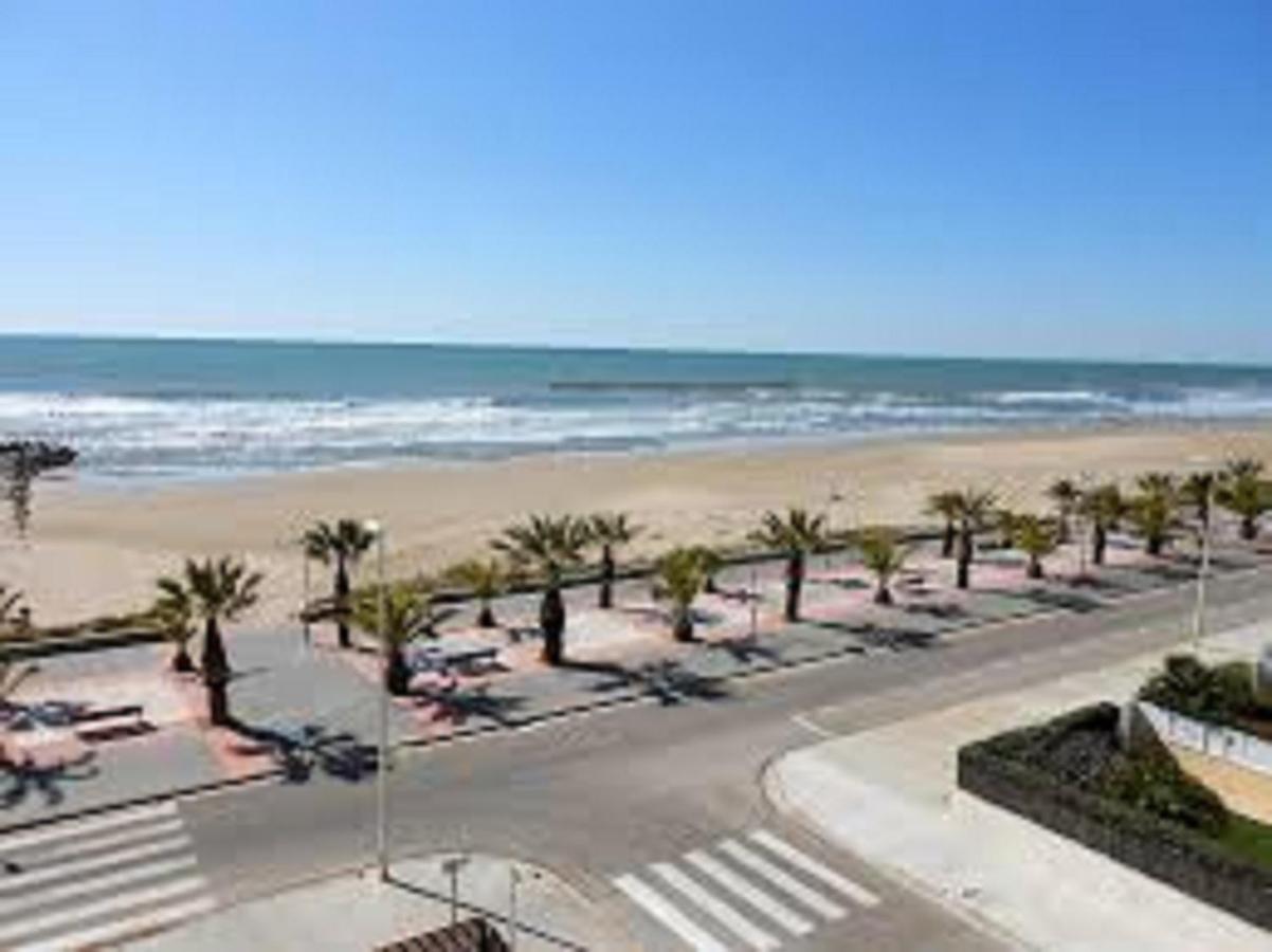 Vista Cunit Villa Cubelles Bagian luar foto