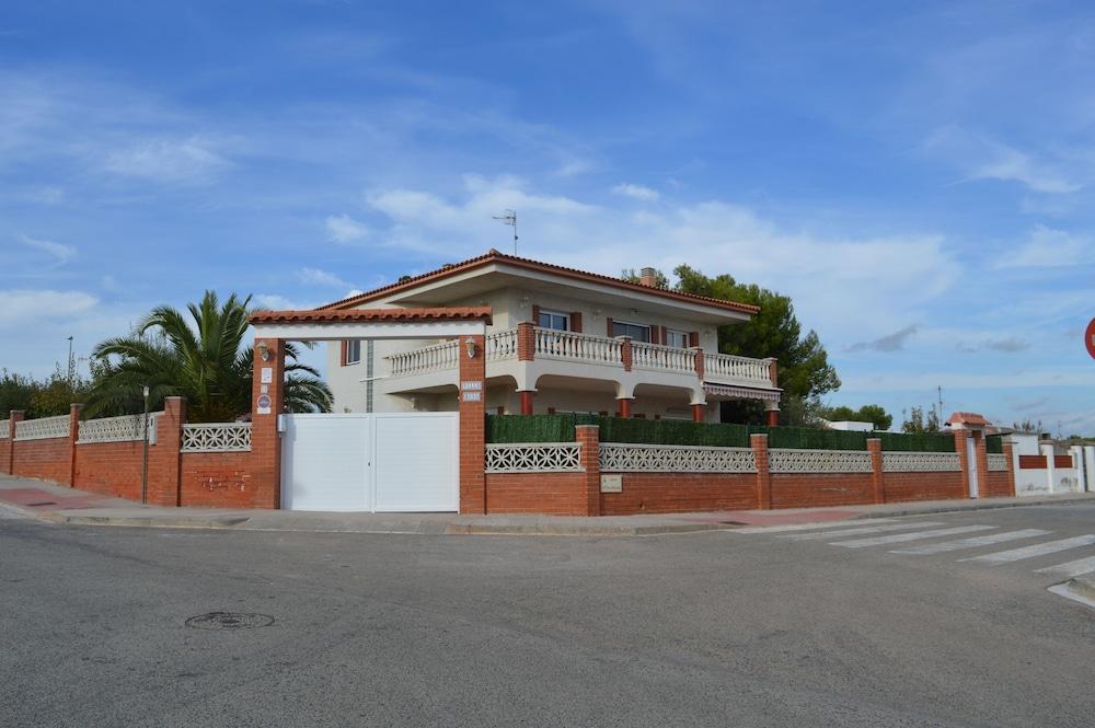Vista Cunit Villa Cubelles Bagian luar foto