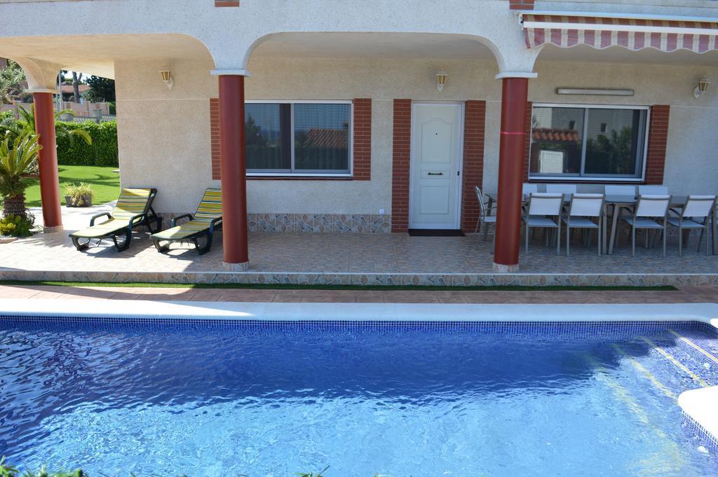 Vista Cunit Villa Cubelles Bagian luar foto