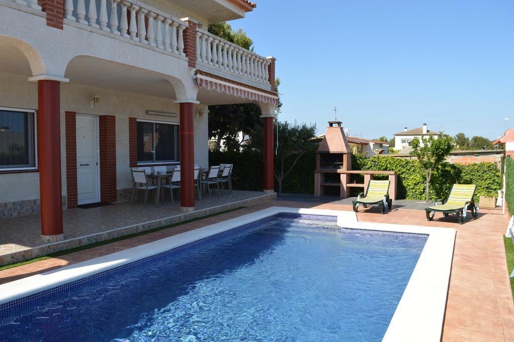Vista Cunit Villa Cubelles Bagian luar foto