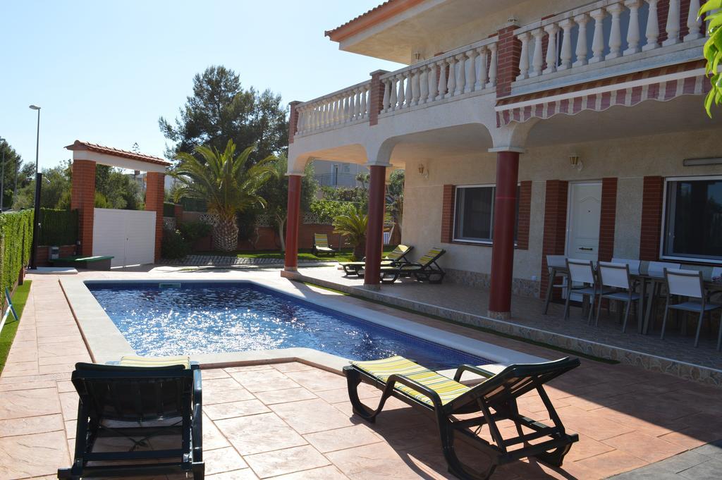 Vista Cunit Villa Cubelles Bagian luar foto