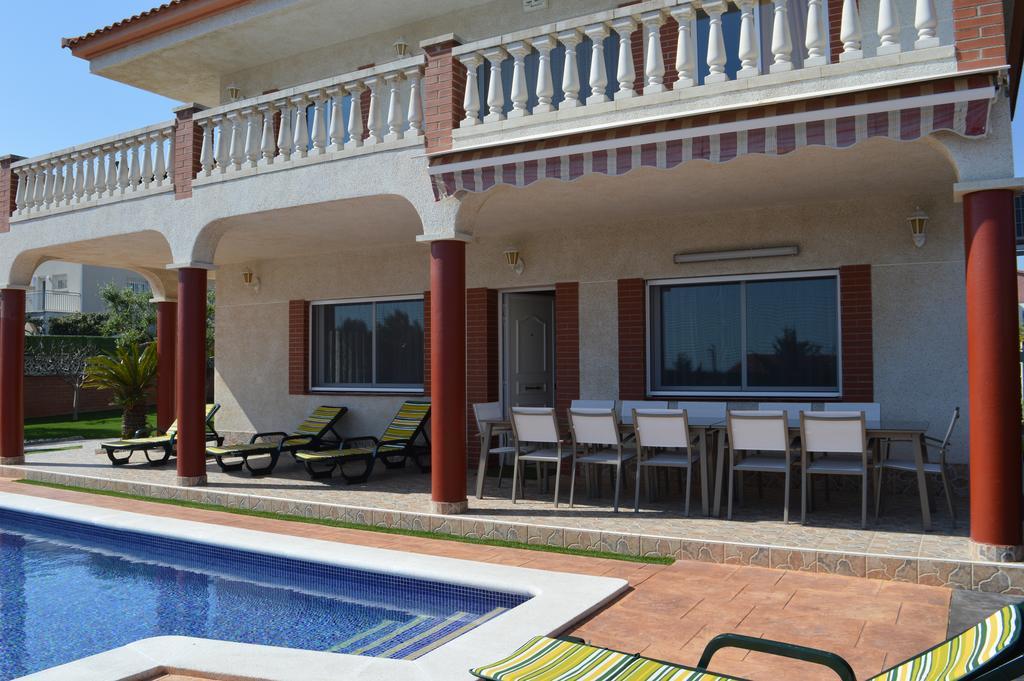 Vista Cunit Villa Cubelles Bagian luar foto