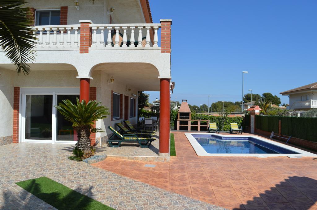 Vista Cunit Villa Cubelles Bagian luar foto